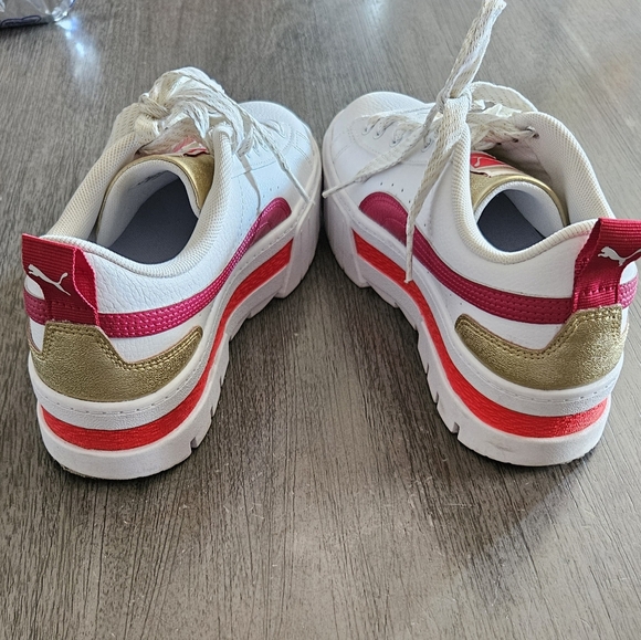 Puma - Picture 2 of 8